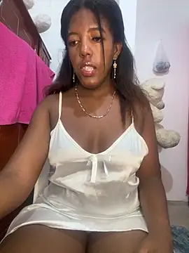 Brenda hot27 online show from March 27, 1:07 am