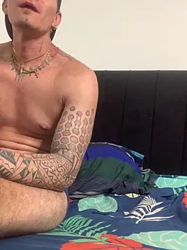 katyyanddixon online show from March 25, 5:33 am