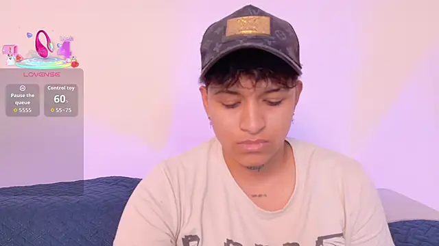 DominickJoness online show from April 9, 6:19 am