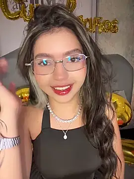 LolliePopsXXX online show from May 19, 1:07 pm