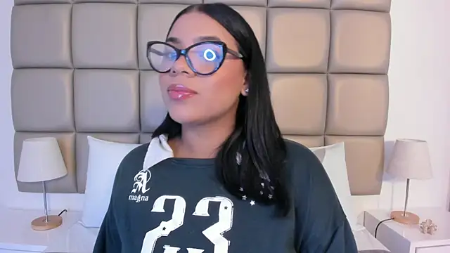 lilly williamss online show from May 14, 3:34 am