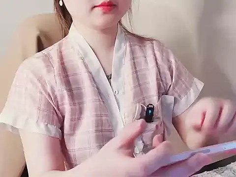 hunhun122 online show from March 22, 6:25 pm