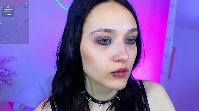 DarcyBlackwood online show from May 5, 1:30 am
