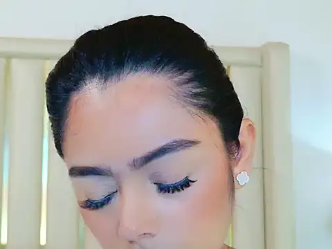 AnnieDesire online show from April 15, 3:34 pm