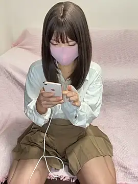 ichigonoiichan online show from April 5, 11:59 pm