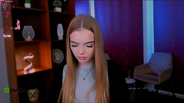 maddy moah online show from April 2, 11:19 am