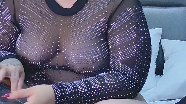 VioletMonroee online show from March 22, 8:20 am