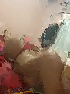 loiraquenterj online show from July 1, 1:38 am