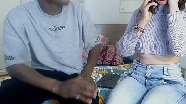 Ebony N Blonde online show from April 10, 12:05 am