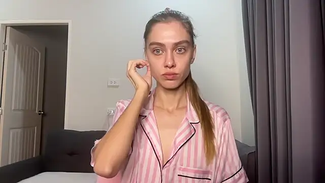 SonyaScarlett online show from March 30, 11:59 pm