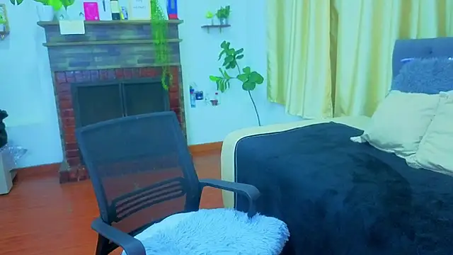 lia star 123 online show from April 4, 1:54 pm