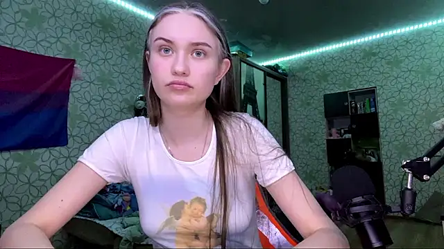 Alyssa Thornwod online show from March 25, 11:57 am