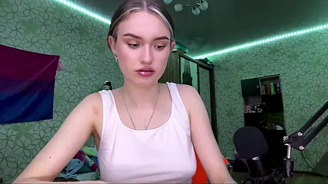 Alyssa Thornwod online show from March 23, 11:27 am