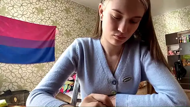 Alyssa Thornwod online show from April 1, 7:31 am