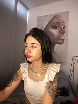 afrodita pinkk online show from April 1, 3:20 pm