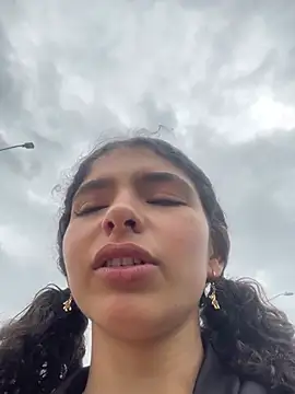 LINDA EF online show from May 16, 12:37 pm