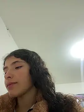 LINDA EF online show from May 6, 12:53 pm