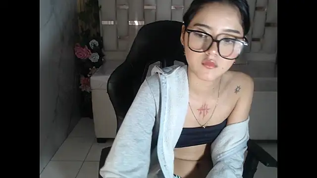 veronicaa s online show from March 26, 10:55 pm