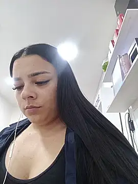 Naomi Fields online show from April 9, 8:47 pm