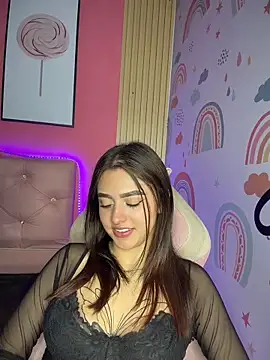 Dakota  LS online show from April 8, 1:35 pm