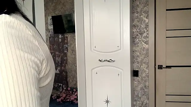 TerraSturrp online show from April 9, 7:25 am