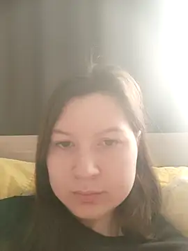 Ninyao  online show from March 25, 10:45 pm