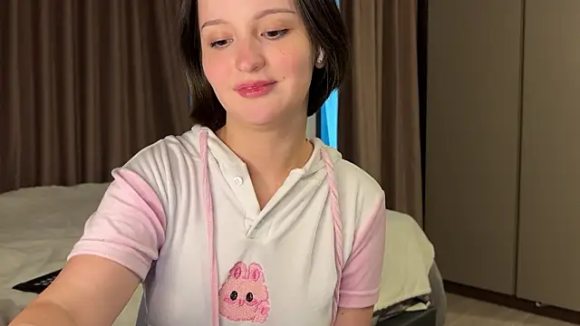 emilyy xoxo online show from March 15, 4:25 am