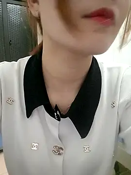 candy flo online show from April 2, 12:57 pm