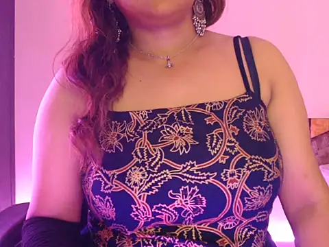 MaiRra  online show from July 5, 7:36 am