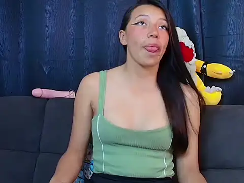 alison holand online show from March 30, 1:44 pm