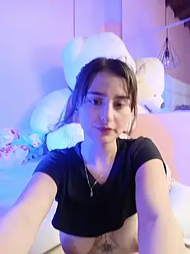 KarolyneLune online show from May 20, 8:06 pm