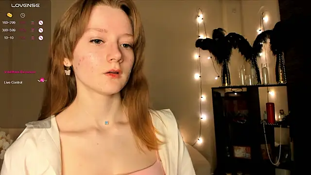 MalloryGray online show from March 18, 3:28 pm