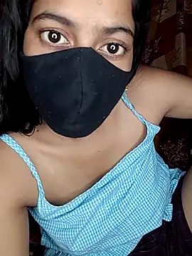 nidhiyadav00 online show from May 15, 8:11 pm