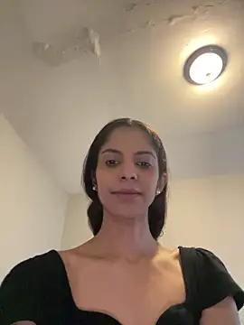 karlatiburcio online show from March 14, 8:21 pm