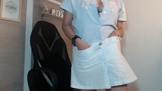 Dulce Delicius online show from May 19, 8:49 pm