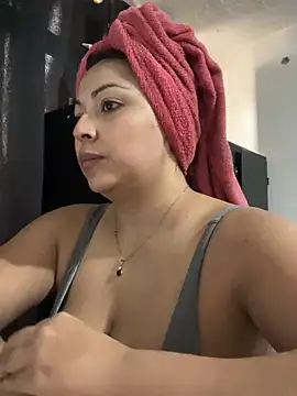 karlyprintt online show from July 8, 2:30 pm