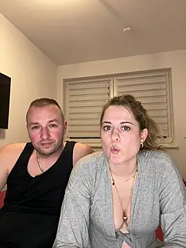 Mina Foxx online show from April 2, 6:05 pm