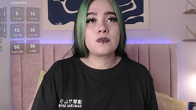 Liliith Zeniith online show from April 8, 8:44 pm