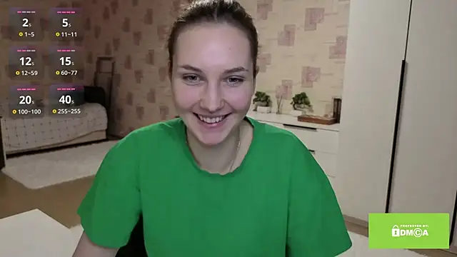 SamellaFlugum online show from April 2, 3:53 pm