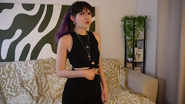 ElviaLopresti online show from April 2, 7:44 pm