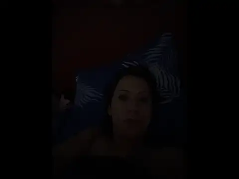 ItsAmara online show from April 1, 4:04 pm