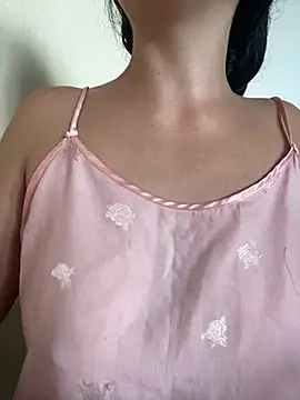 prisci1 online show from April 2, 7:33 pm