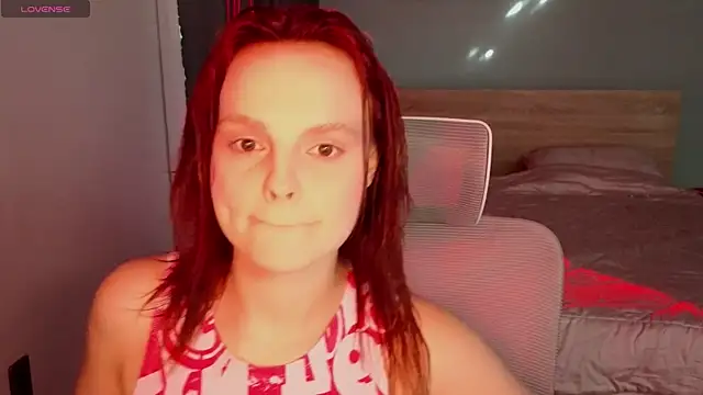 mollybossy online show from May 6, 8:07 am