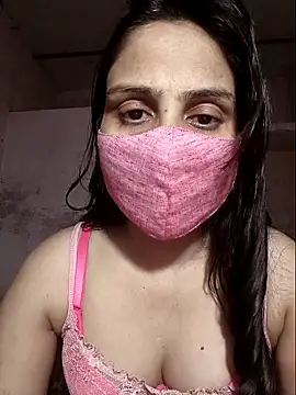 Your Izlaa online show from April 8, 12:40 pm