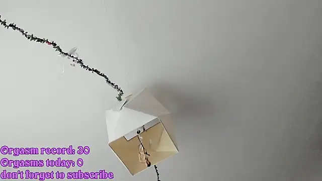 RileyNymph online show from May 20, 3:14 am