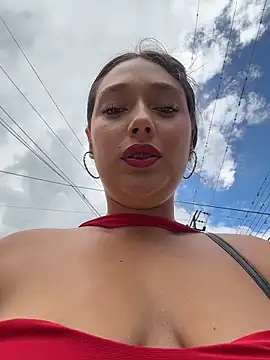 Naughty-Samanta- online show from May 19, 4:25 pm