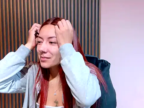 desk  desire online show from March 26, 12:29 pm