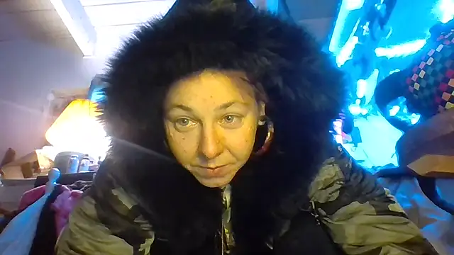 Ambionce online show from April 2, 3:20 pm