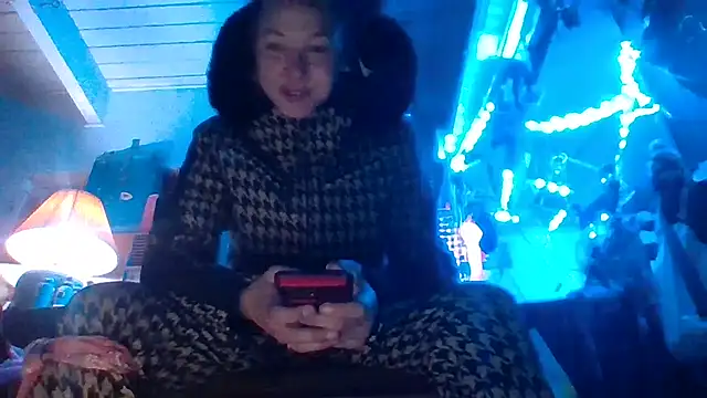 Ambionce online show from April 4, 8:24 am