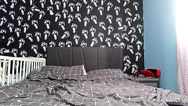 milfshaker66 online show from April 1, 12:39 pm